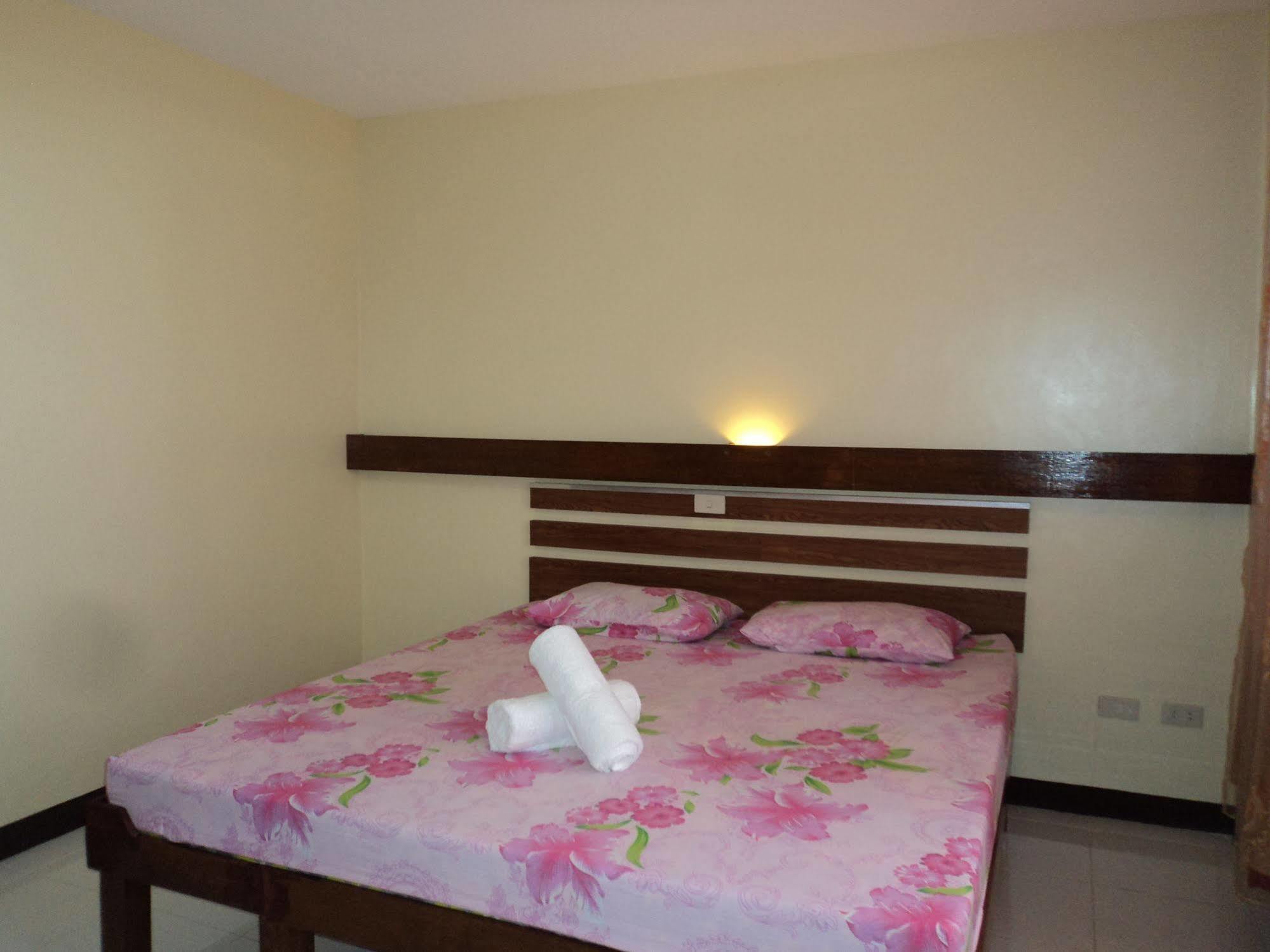 Greenfields Tourist Inn Panglao Dış mekan fotoğraf